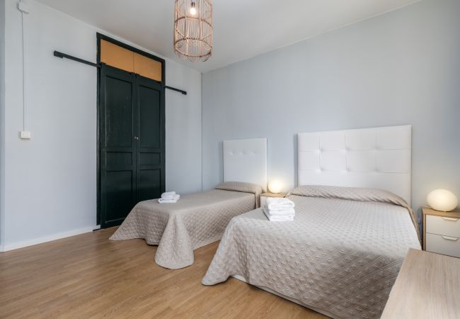 Apartamento en Valencia - TH Port Valencia 4a Planta meses