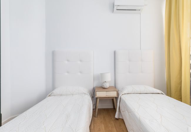 Apartamento en Valencia - TH Port Valencia 4a Planta meses