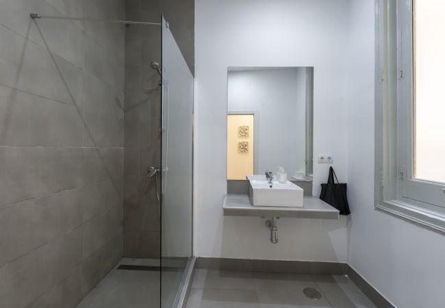 Apartamento en Madrid - M (PRE2A) Apto. de diseño Puerta del Sol 4