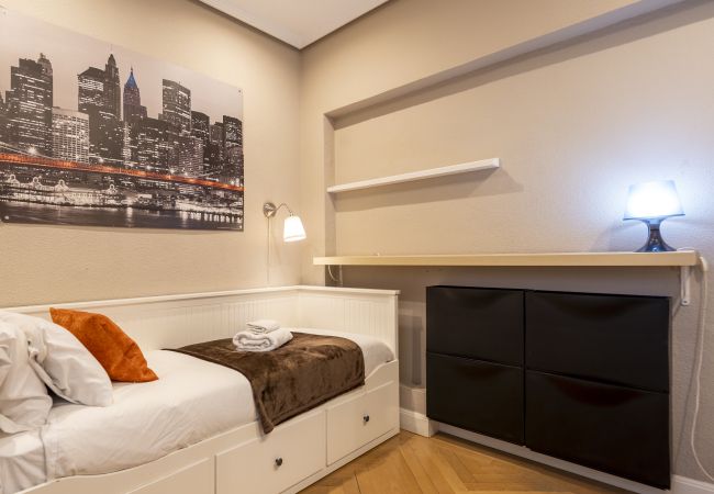 Apartamento en Madrid - M (AVA24) Bº Salamanca-Guindalera