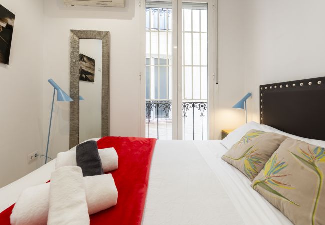 Apartamento en Madrid - M (PRE3C) Apto. de diseño Puerta del Sol 9