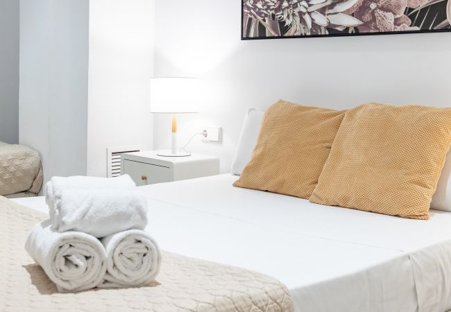 Apartamento en Valencia - A (VA013.2 ) TH Ayuntamiento 2D