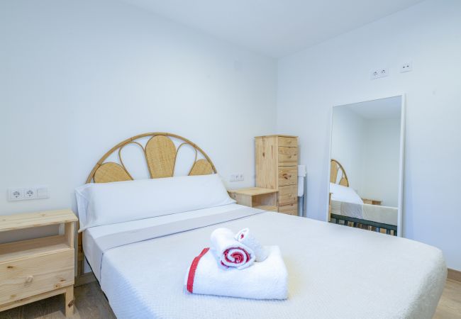 Apartamento en Madrid - M (SDM21) Coqueto apto. Vallecas Free WIFI