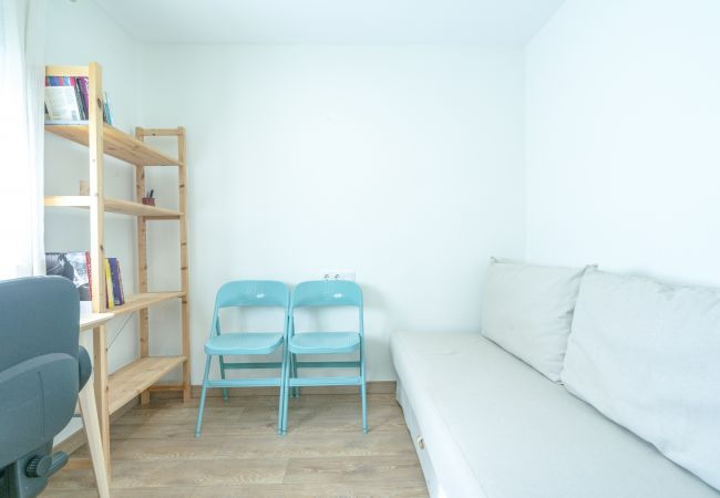 Apartamento en Madrid - M (SDM21) Coqueto apto. Vallecas Free WIFI