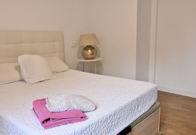 Apartamento en Madrid - M (SCA3) Ap. Pradera San Isidro MADinRÍO