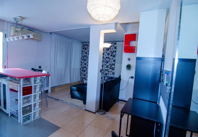 Apartamento en Madrid - M (VAL37) Ap. Chueca-Fuencarral patio privado