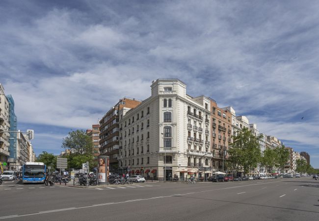 Apartamento en Madrid - M (MPE35) Apartamento dúplex con patio