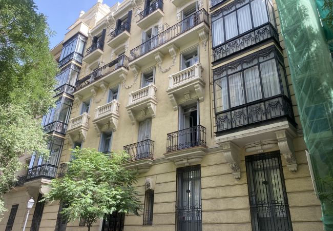 Apartamento en Madrid - M (CAR19) Apartamento Almagro-Bilbao