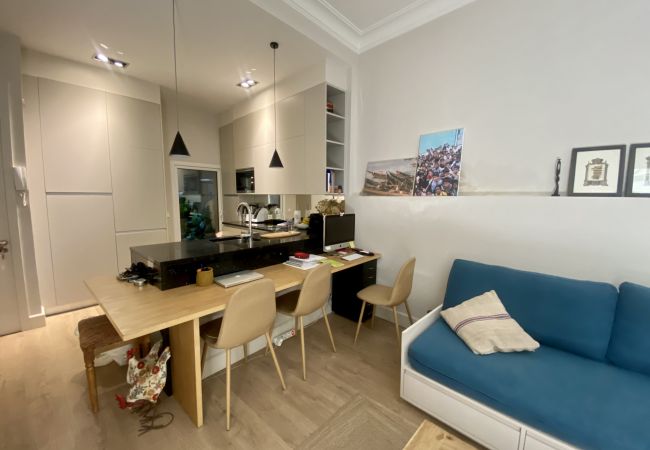 Apartamento en Madrid - M (CAR19) Apartamento Almagro-Bilbao