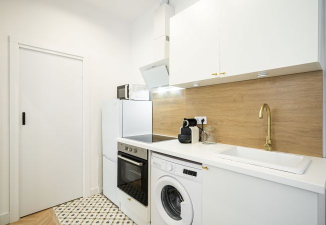 Apartamento en Madrid - M (CCR9) Apartamento Delicias Madrid Atocha 1H