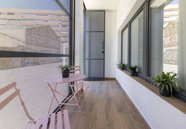 Apartamento en Valencia - A (VA072) TH Patraix Suite con Terracita