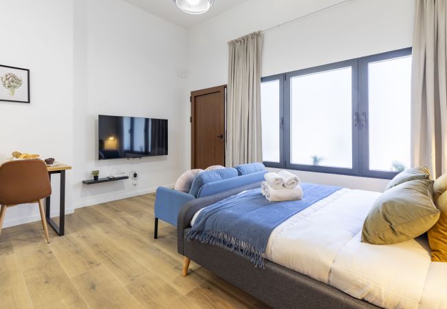 Apartamento en Valencia - Travel Habitat Patraix Suite con Terracita