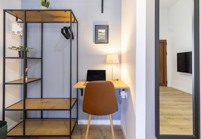 Apartamento en Valencia - Travel Habitat Patraix Suite con Terracita