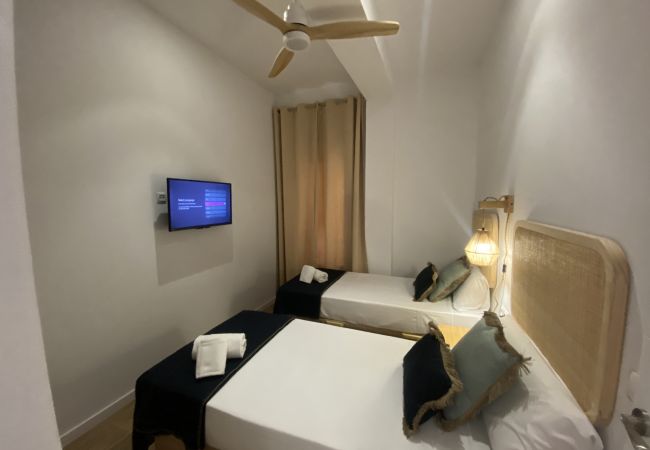 Apartamento en Valencia - A (VA079-4) TH Bioparc con Terraza Apartment D