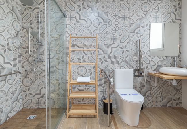 Apartamento en Valencia - A (VA080-5) TH Bioparc con Terraza Apartment E