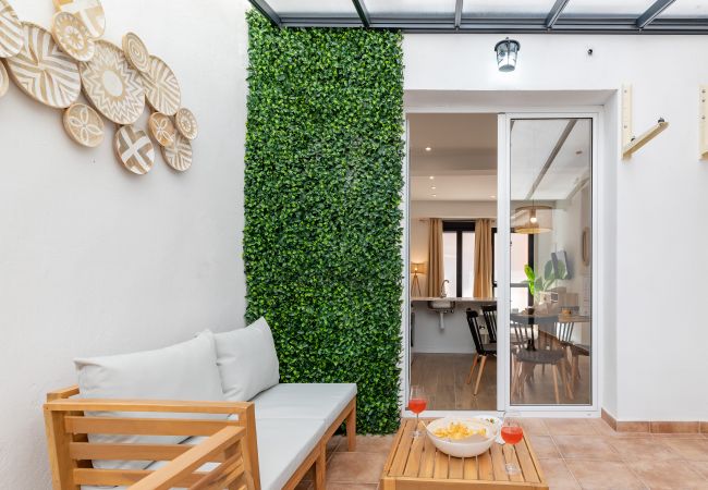 Apartamento en Valencia - A (VA080-5) TH Bioparc con Terraza Apartment E