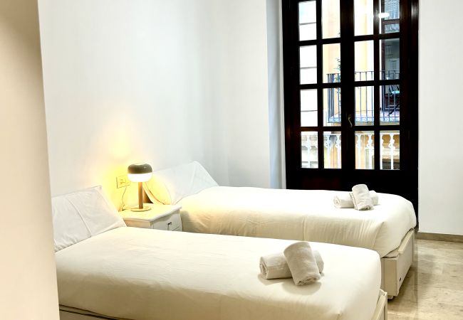 Apartamento en Valencia - A (VA083) TH Lonja de la Seda