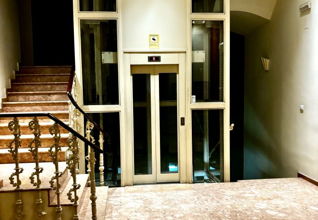 Apartamento en Valencia - A (VA083) TH Lonja de la Seda