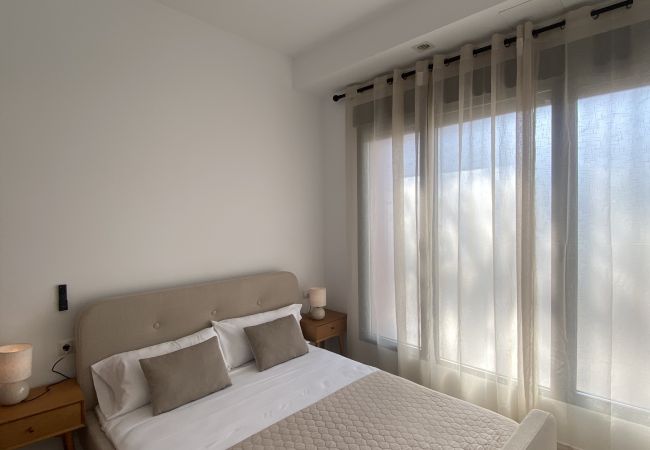 Apartamento en Valencia - A (VA077-1) TH Bioparc con Terraza Apartment A