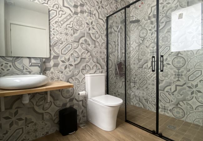 Apartamento en Valencia - A (VA077-1) TH Bioparc con Terraza Apartment A