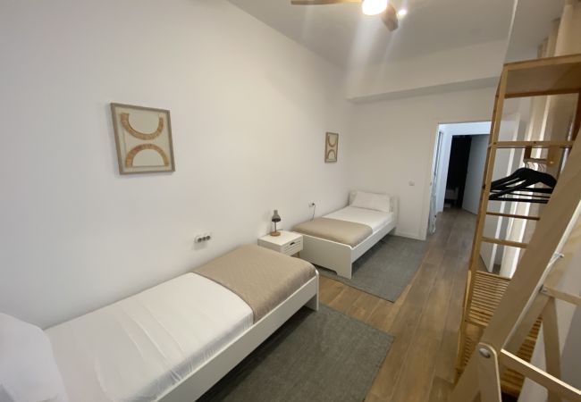 Apartamento en Valencia - A (VA077-1) TH Bioparc con Terraza Apartment A